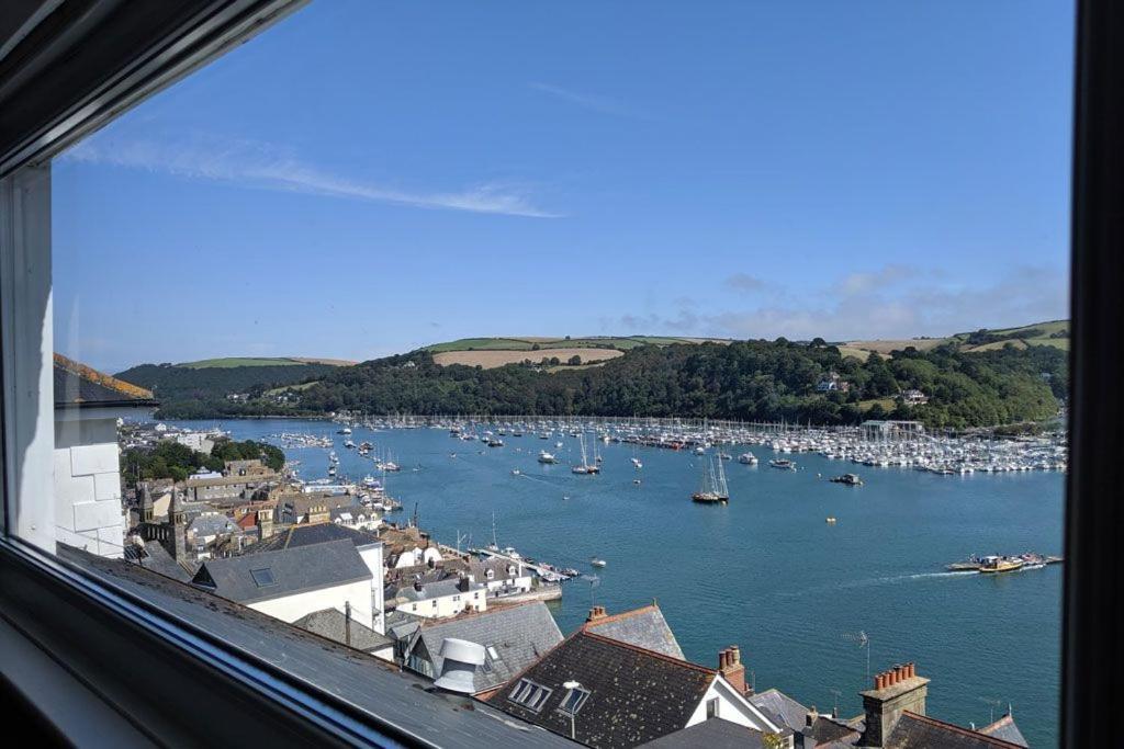 Out To Sea - Stunning Views, Elevated Position With Onsite Parking Villa Dartmouth Bagian luar foto