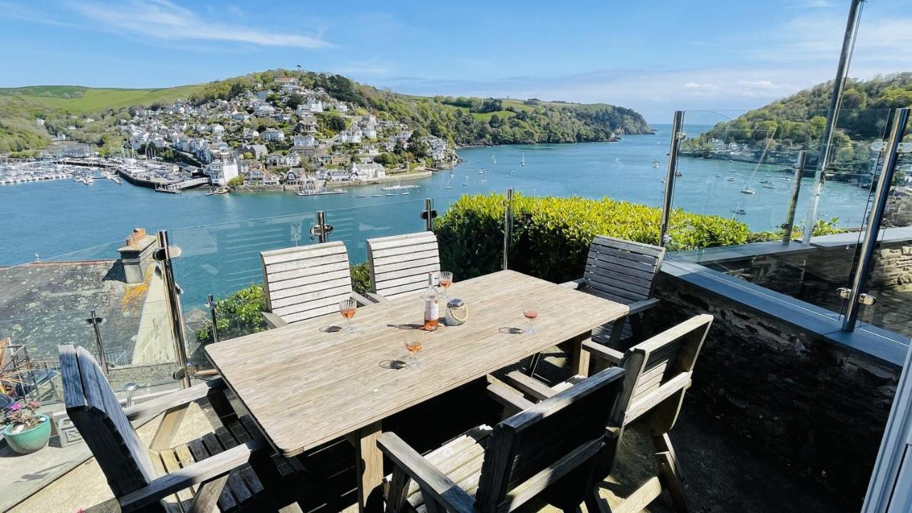 Out To Sea - Stunning Views, Elevated Position With Onsite Parking Villa Dartmouth Bagian luar foto